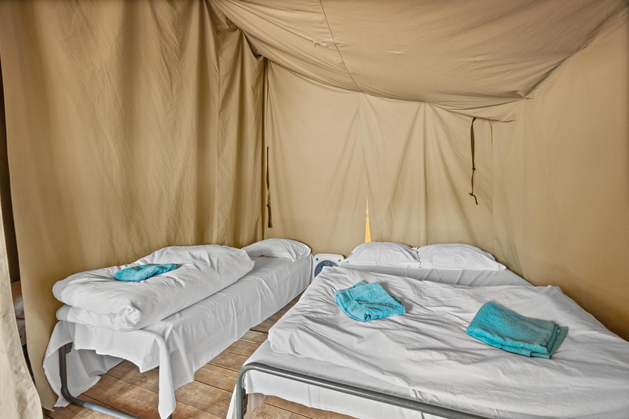Easyatent Safari Tent Polari Rovigno Camera foto